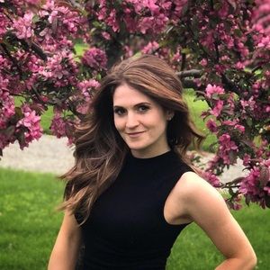 Meet your Posher, Liana